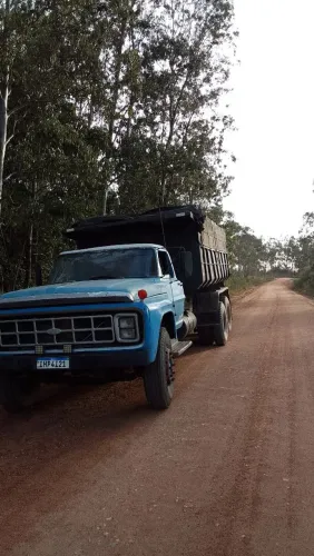 Ford-7000 caçamba truck