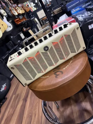 Amplificador Yamaha Thr10 - Usado Impecável