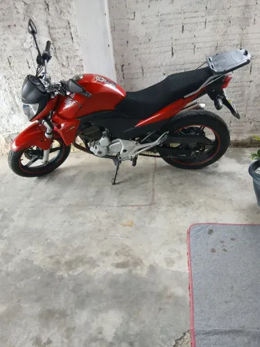 VENDO CB 300R