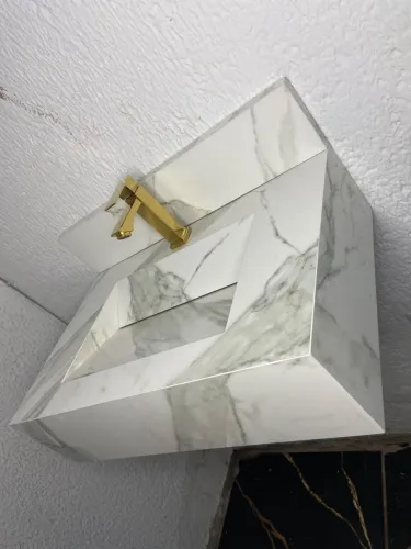 Pias em porcelanato