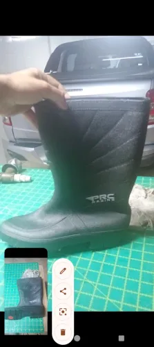 Bota reforçada de borracha
