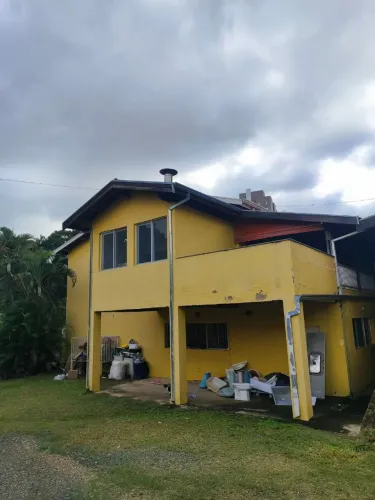 Venda de materiais desta construção precisa retirar e desmontar no local