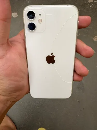 iPhone 11 branco 64 gb