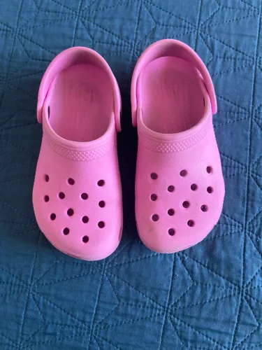 Crocs infantil rosa