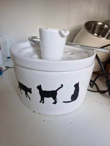 Fonte porcelana 2 L para gatos