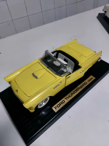 Miniatura de Ford Thunderbird 1955