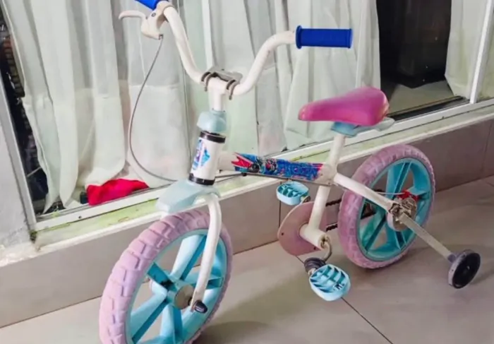 Bicicleta infantil Frozen Aro14.