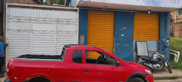 CASA EM TEFÉ