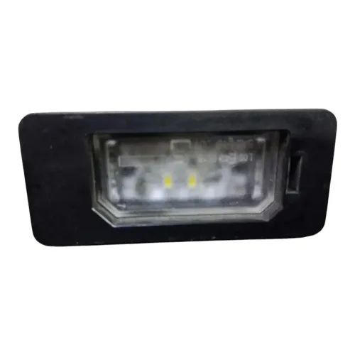 Luz Led Placa Bmw 320i G20 2020 a 2025 Original USADO