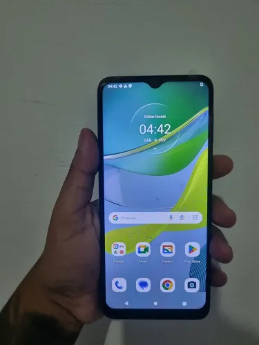 Moto E13