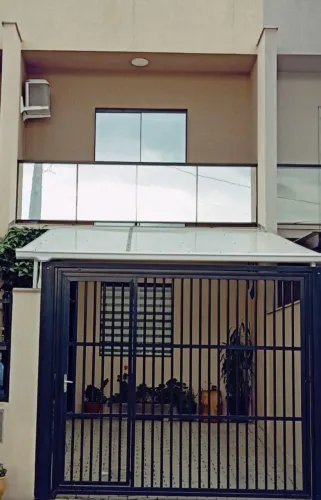 Casa Sobrado geminado em Pirabeiraba Joinville - Próximo a UFSC e Distrito Industrial