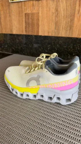 Tenis On Running - Modelo Cloudmonster 2