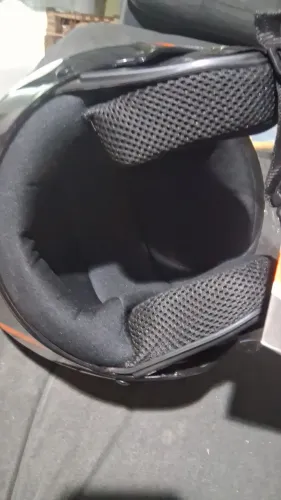 Kit NOVO de capacete e luvas protetoras
