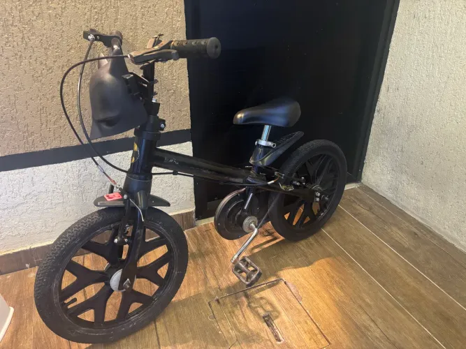 Vendo bicicleta infantil do Batman 