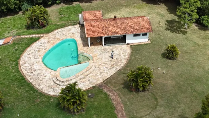 *EXCELENTE SÍTIO A VENDA EM TATUÍ-SP* ?? Formação: Pecuária Bovina Área Total: 35,01 Hecta