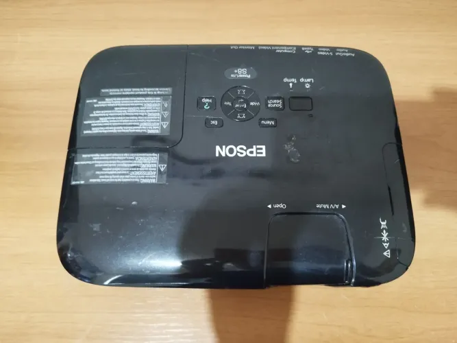 Projetor Epson Powerlite S8+