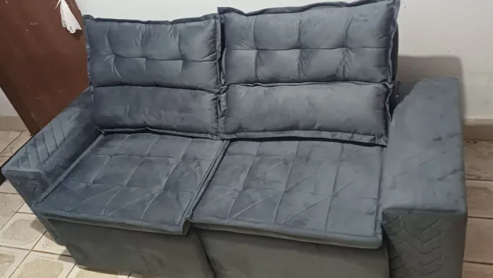 Vendo sofá novo , tamanho 2 metro FAÇO A ENTREGA