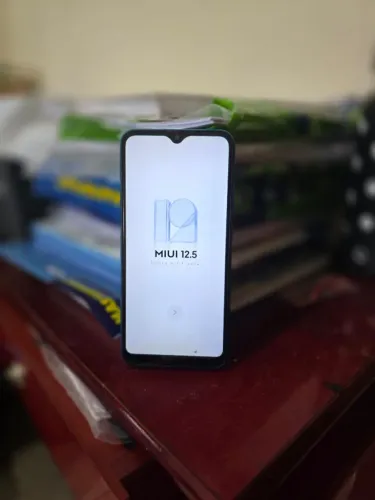 Celular Xiaomi Redmi 9 C / 250 pra vender rápido 
