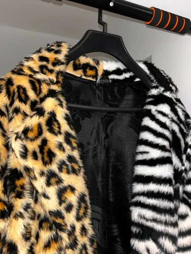 OFERTA! Casaco Subretudo Pelo Double Zebra Onça Guepardo M