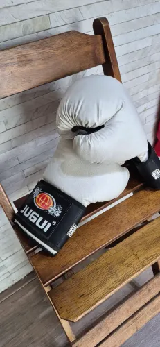 Luva de Boxe Jugui Muay Thai e kickboxing 14 oz