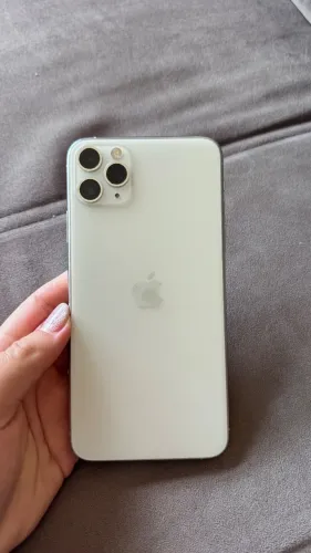 iPhone 11 Pro Max -