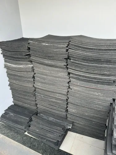 Piso Emborrachado 50x50cm (15mm) - Cross Fit