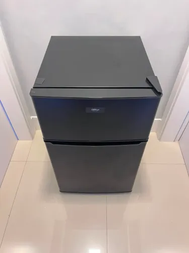Frigobar EOS 88 litros preto