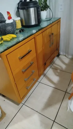 Móvel aparador