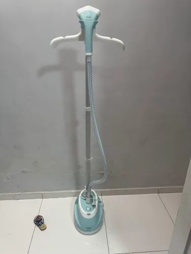 Vaporizador Vertical Steam Clean Elgin 1800W para Roupas e Estofados