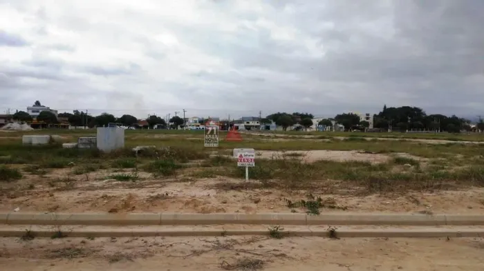 Terreno à Venda na Vila Castro em Pindamonhangaba
