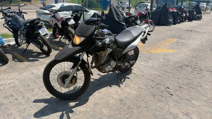 Xre 300 2014 completa
