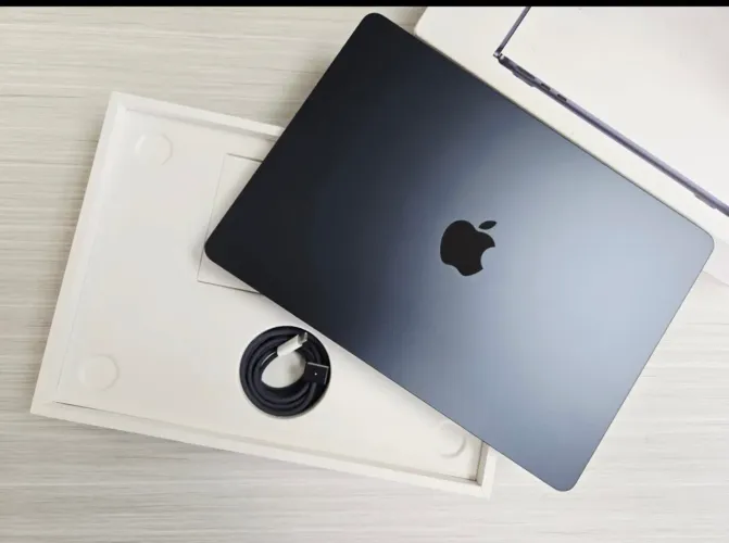 MacBook Air M4 2025 13? 16G 512GB