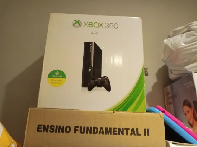 Vendo Xbox 360 novo com caixa e tudo original ou troco por notebook