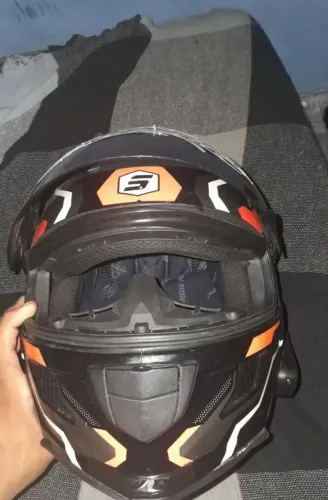 CAPACETE