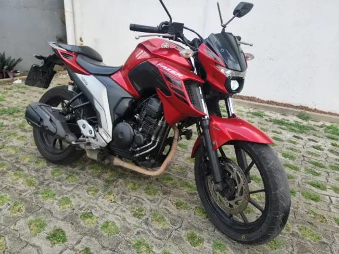 YAMAHA FZ250 FAZER 250 CC (EA)