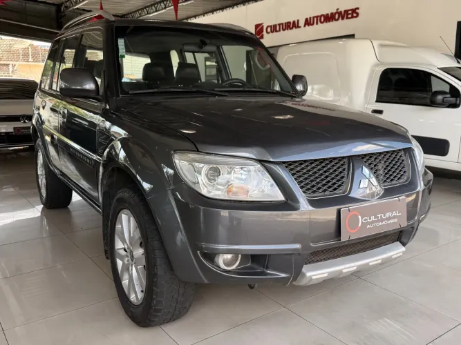 Mitsubishi Pajero TR4 2.0 Flex 16V 4X2 Aut. 2012