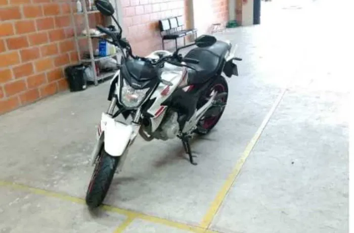 CB250F TWISTER CBS