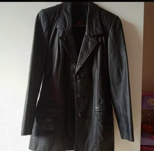 Blazer alongado couro legítimo Marca Pilche
