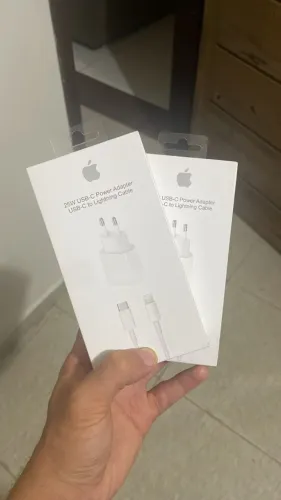 Carregador Lacrado de iPhone Turbo 20W + Cabo USB-C Lightning