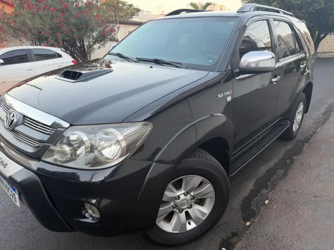 Toyota Hilux SW4 SRV D4-d 4X4 3.0 TDI Dies. AUT 2008