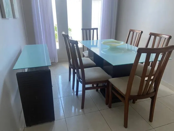 Sala de jantar completo