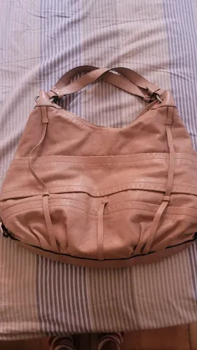 Linda bolsa de couro