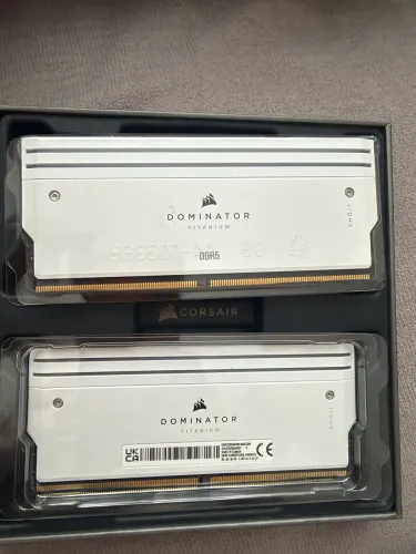 Memória ddr5 32gb 2x16gb Dominator platinum cl30 6000mt