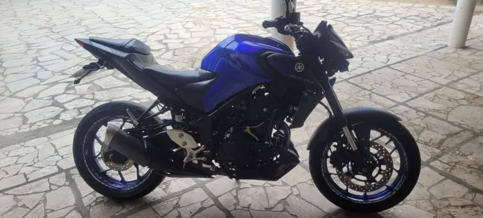 MOTOCICLETA YAMAHA MT 03