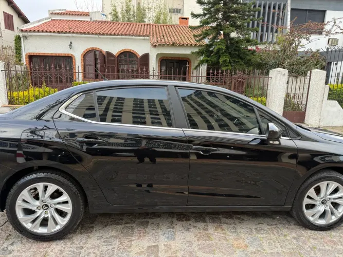 Citroen C4 Lounge Tendance 2.0 Flex 4P Aut. 2014