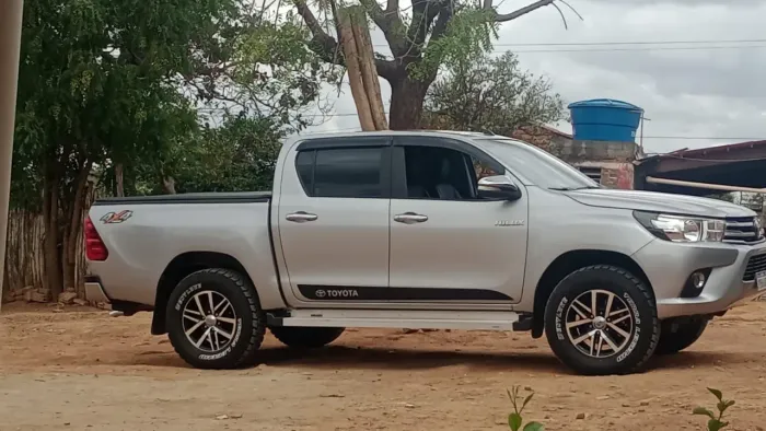 Toyota Hilux CD 4X4 2.8 Diesel Mec. 2017