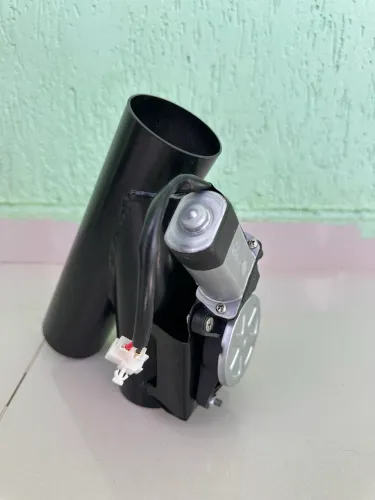 Difusor de Escape Esportivo Elétrico 2,5? com Controle Remoto - Novo