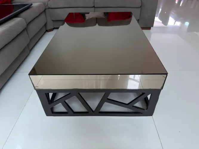 Mesa de centro sofisticada