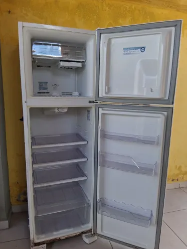 Geladeira Eletrolux 