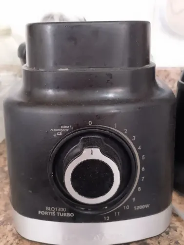 Base de liquidificador sem o copo Britânia